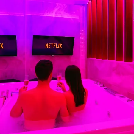 Bed Cinecittadue 4*