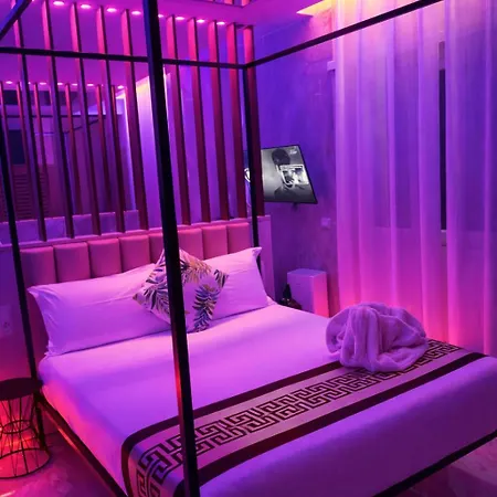 Bed & Breakfast Bed Cinecittadue 4*