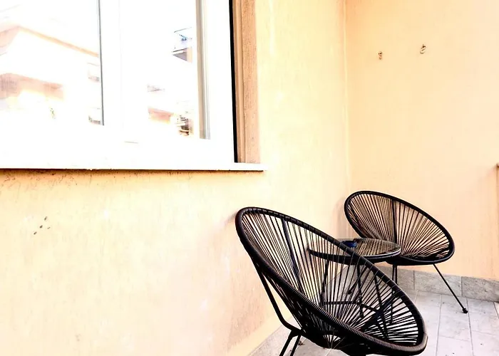 Bed Cinecittadue Rome