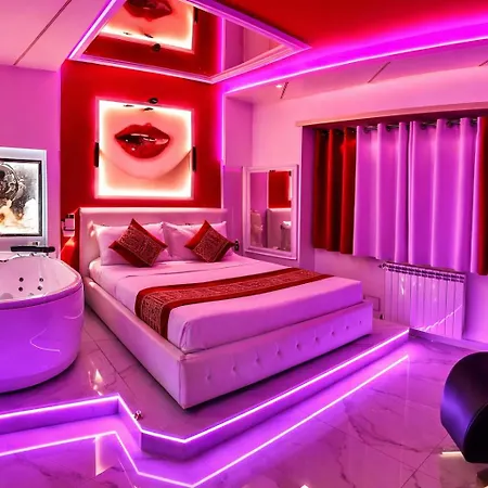 Bed Cinecittadue ローマ