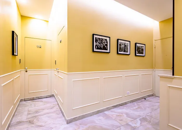 Bed Cinecittadue 3* Roma