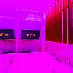 Bed Cinecittadue روما