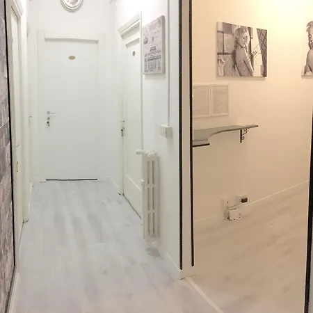 Bed Cinecittadue Oda ve Kahvaltı Roma